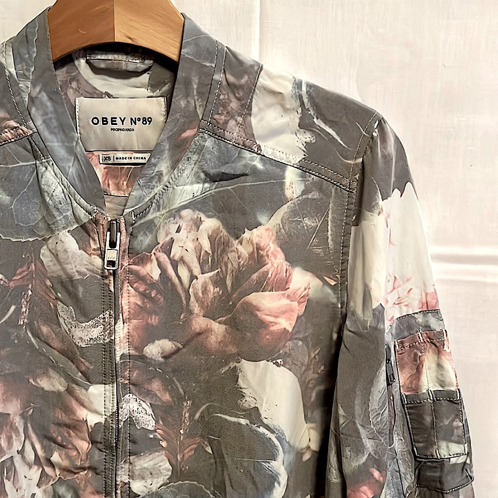 OBEY Lightweight Zip Floral Bomber-Style Jacket - Picture 4 of 9